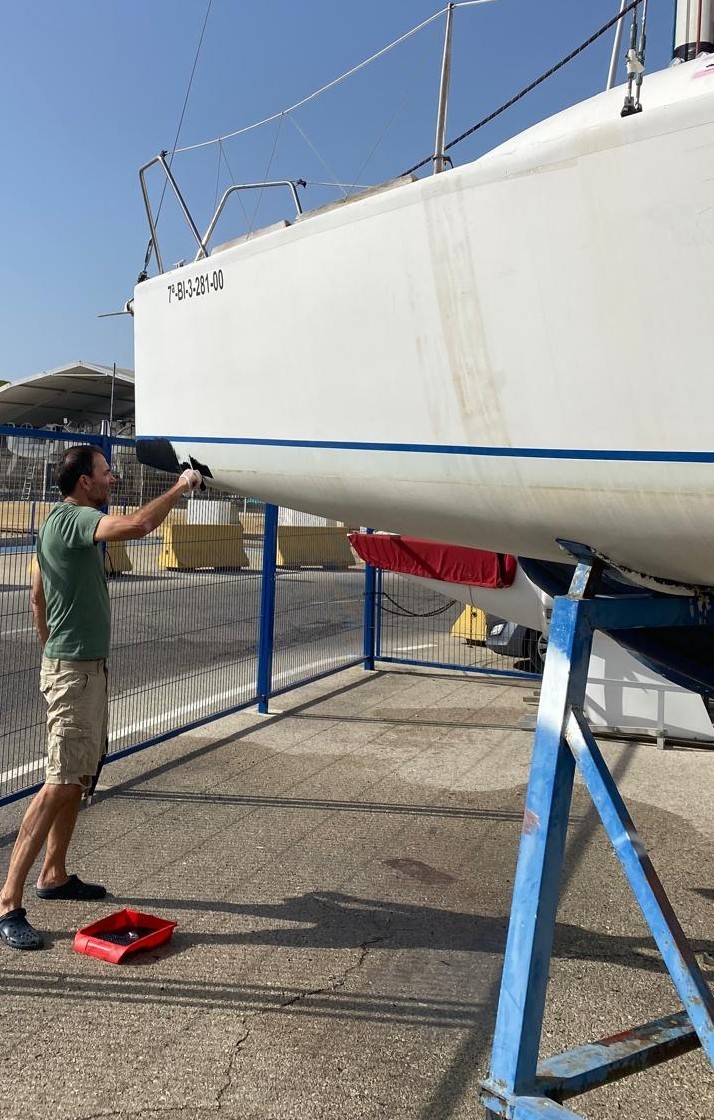 Antifouling y trabajos de varadero